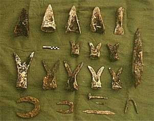 Points of blunders and tools of bargees found in the Seine. Ph. GRAS .